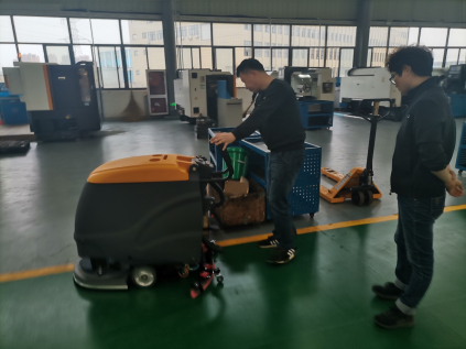  清潔設備廠家的洗地機清潔效果不理想怎么辦？